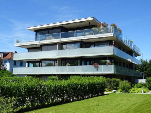 Sonnige und ruhige 3,5 Zimmer-Attikawohnung 1