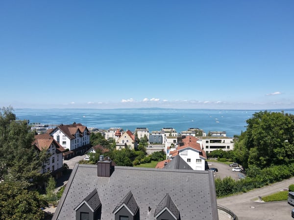Luxuriöse 1½-Zi.-Dachmaisonette am Bodensee mit unverbaubarer Seesicht 2