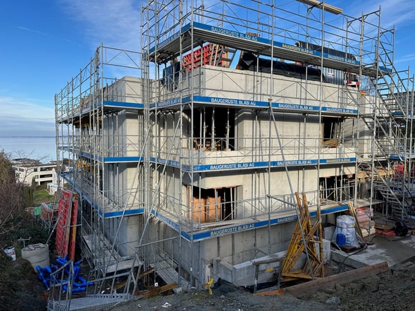 Exklusive 2½-Zi.-Dachmaisonette am Bodensee mit unverbaubarer Seesicht 2