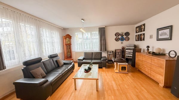 Glücklich wohnen: 2.5-Zi-Wohnung mit grossem 30 m² Sitzplatz 5