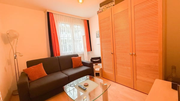 Glücklich wohnen: 2.5-Zi-Wohnung mit grossem 30 m² Sitzplatz 10