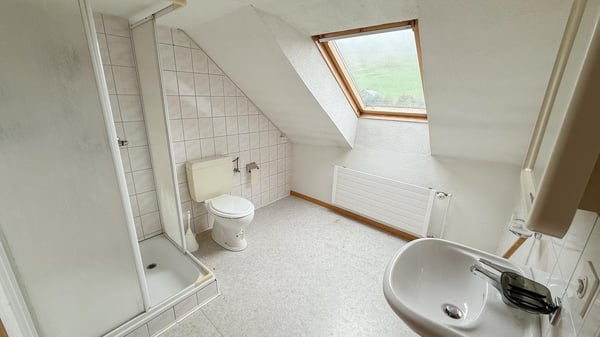 Herisau – Wohn- und Gewerbeobjekt: Zwei Häuser mit 3 Wohnungen 8