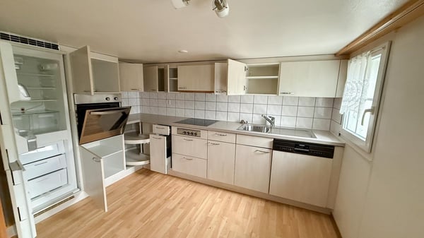 Herisau – Wohn- und Gewerbeobjekt: Zwei Häuser mit 3 Wohnungen 6