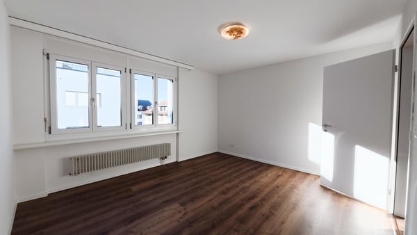 Fantastische 3 1/2-Zi. Stadtwohnung mit grossem Balkon - BANKEN geprüft 7