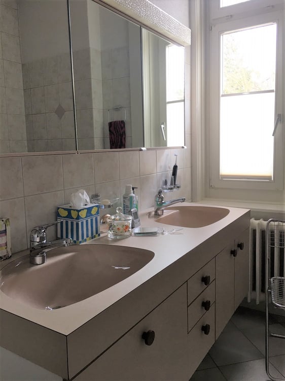 Attraktive 3 1/2 Zi. Wohnung mit verglastem Balkon 8