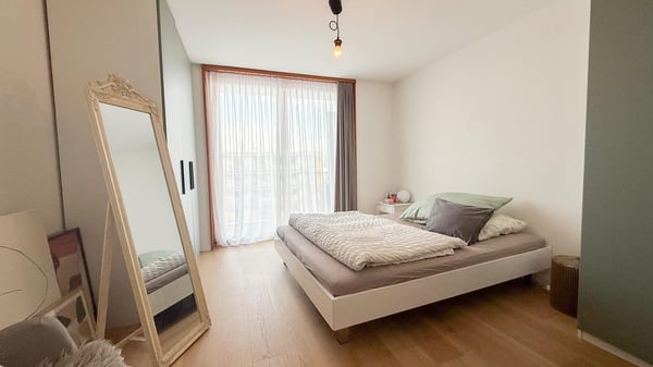 traumhaft schöne 4 1/2 Zi. Stadtwhg.mit 2 Balkons & Weitsicht 4