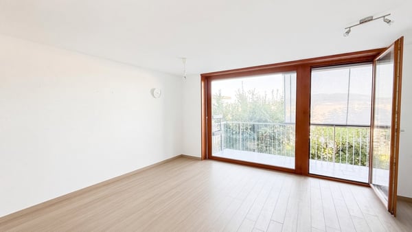 Helle 4.5-Zimmer-Wohnung mit Gartensitzplatz und Balkon 4