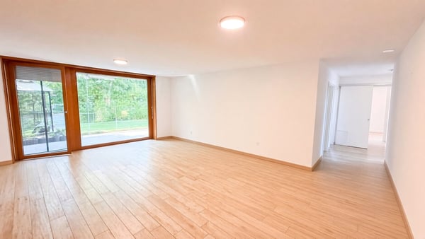 Helle 4.5-Zimmer-Wohnung mit Gartensitzplatz und Balkon 3