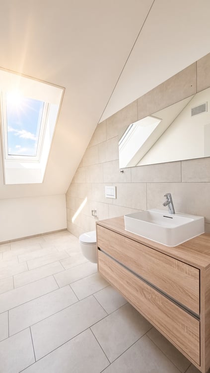 Elegante 3.5-Zimmer-Dachwohnung mit Seesicht in Mörschwil 9