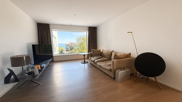 Eine Perle mit Seesicht – stilvolle 3½-Zimmer-Wohnung 3