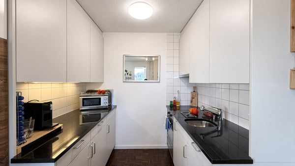 Charmante 2.5-Zimmer-Dachwohnung mit Panoramablick in St. Gallen 5