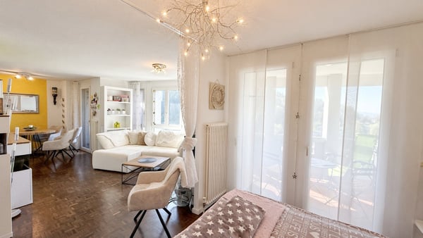 Charmante 2.5-Zimmer-Dachwohnung mit Panoramablick in St. Gallen 4