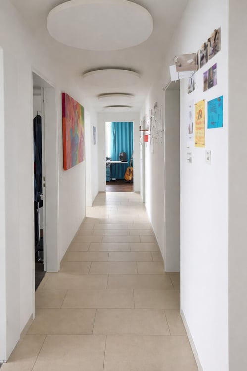 Exklusive 1½-Zimmer-Wohnung im schönen Tuggen SZ 7