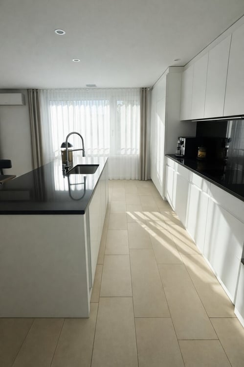 Exklusive 1½-Zimmer-Wohnung im schönen Tuggen SZ 6