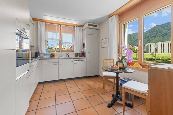 Ruhige Gartenwohnung mit unverbaubarer Freifläche und Tiefgaragenplatz 11