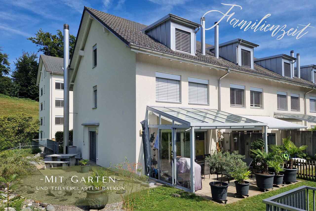 Immobilie in Pfäffikon Sz - 5.5-Zimmer-Eckhaus mit Garten und 2 Tiefgaragenplätzen inklusive - Bild 0