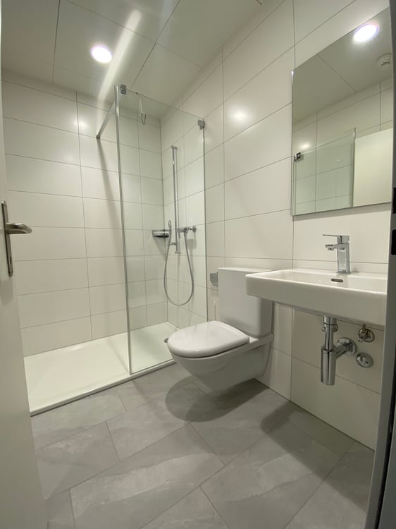 Grosse, lichtdurchflutete Büroräume an bester Lage 4