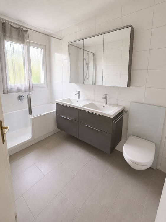 Attraktive 4.5-Zimmerwohnung im Grünen zu vermieten 3