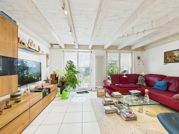 Familienfreundliches Reihenfamilienhaus mit Sonnigem Garten 9