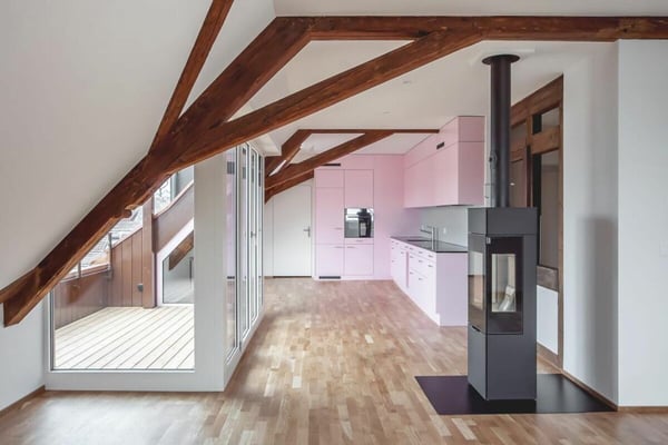 Moderne 1-Zimmer-Dachwohnung im Herzen der Altstadt 3