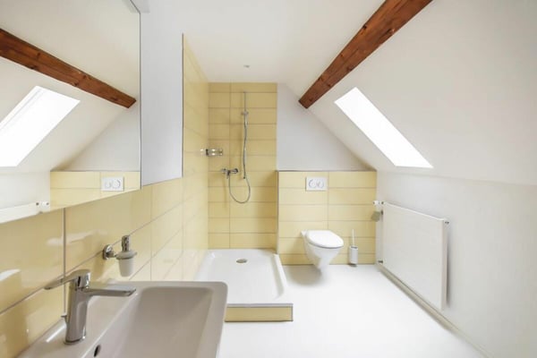 Moderne 1-Zimmer-Dachwohnung im Herzen der Altstadt 9