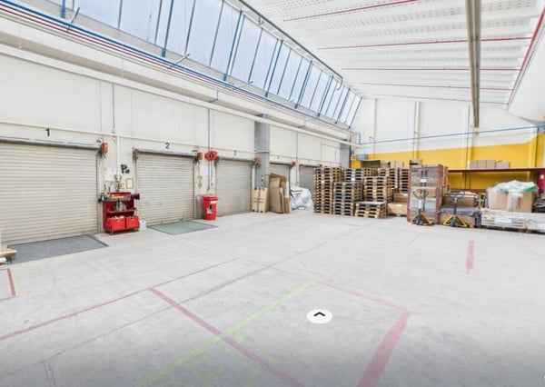 Gewerbe / Lager / Büroräumlichkeiten an TOP Lage 4