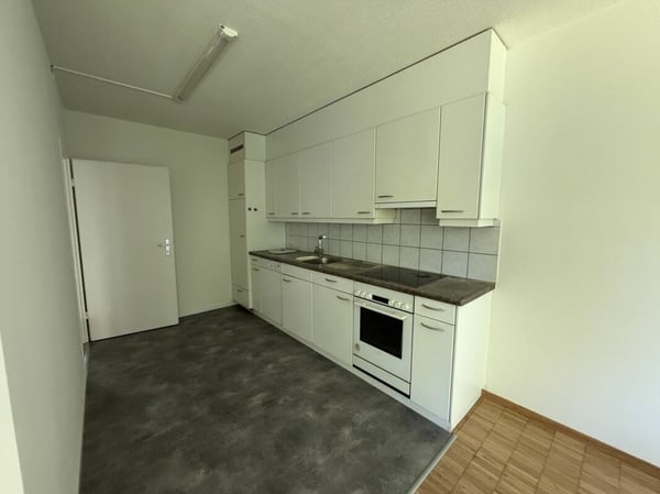 4.5 ZWG im 1.OG in Laufen 3