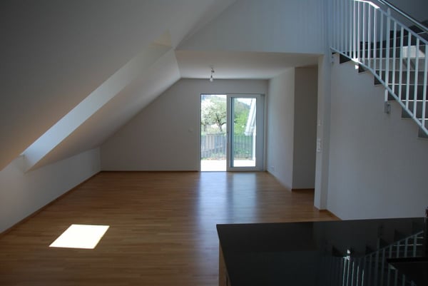 Helle moderne 4.5-Maisonette Dachwohnung 3