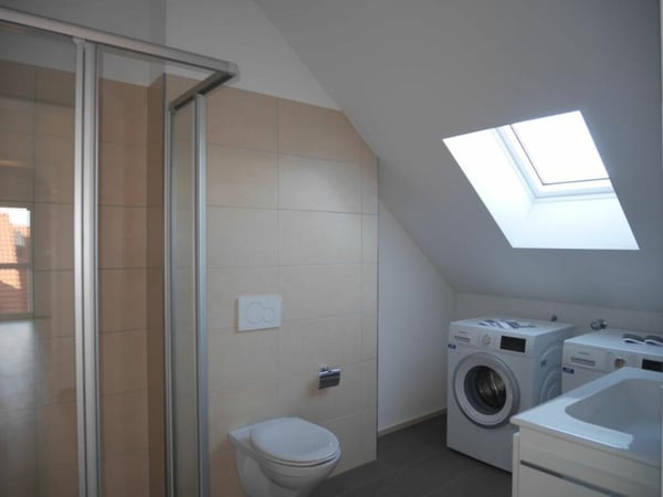 grosse 3.5-Zi-Maisonette Wohnung mit Loggia 5