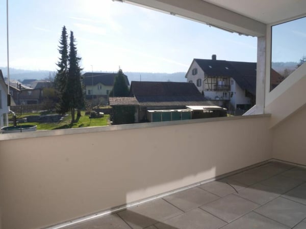 grosse 3.5-Zi-Maisonette Wohnung mit Loggia 6