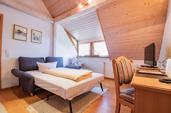 Historisches Burggebäude Wasserstelz in Lienheim 20