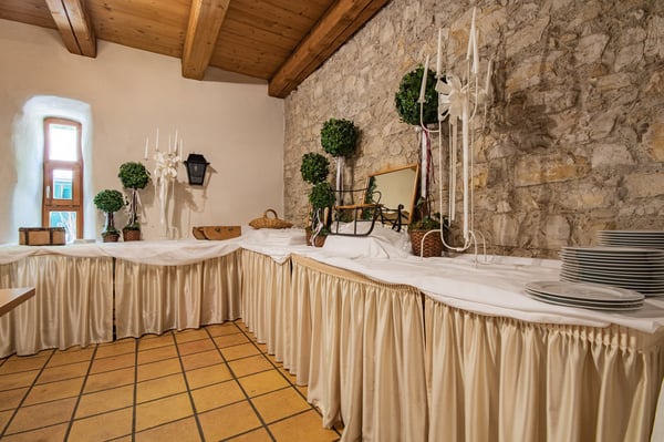 Historisches Burggebäude Wasserstelz in Lienheim 16