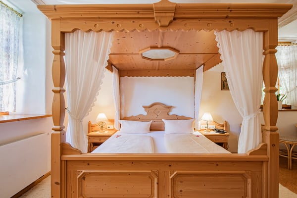 Historisches Burggebäude Wasserstelz in Lienheim 25