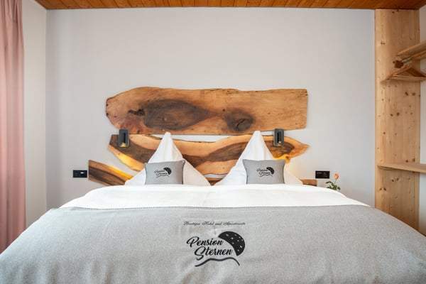 Pension Sternen - Charmantes Boutique-Hotel und Apartments inmitten von Natur und Stille in Todtmoos 8