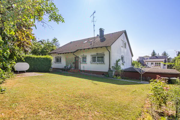 Gepflegte 1.5-Zimmer Wohnung mit Balkon in Lottstetten 2