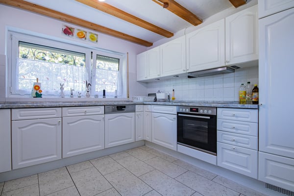 Gepflegte 1.5-Zimmer Wohnung mit Balkon in Lottstetten 5