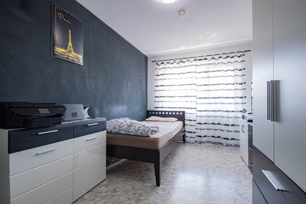 Gepflegte 1.5-Zimmer Wohnung mit Balkon in Lottstetten 11