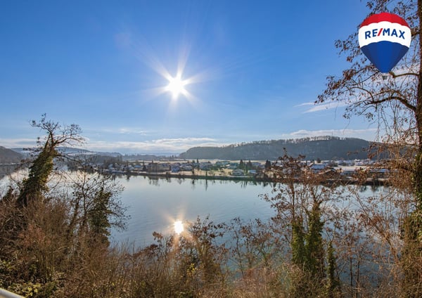 Zentrum Waldshut: Barrierefreie 2-Zimmer Wohnung mit Aufzug und Rheinblick in Waldshut 1