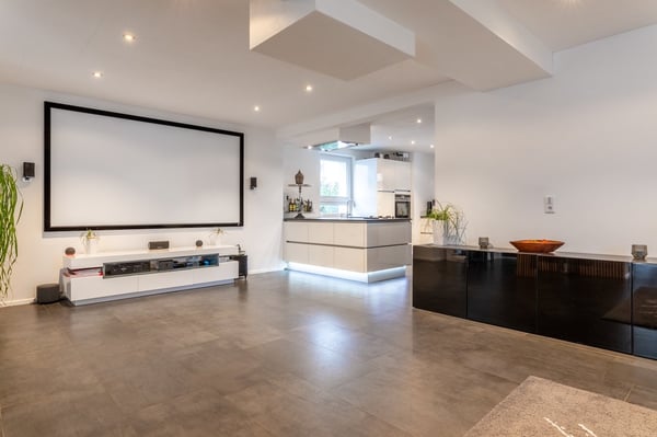 Wohnen mit Stil – Großzügiges Haus auf weitläufigem Grundstück in Tiengen 4