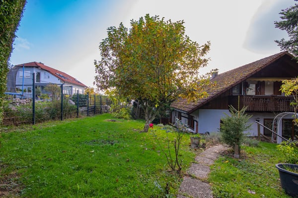 Zwei gepflegte Eigentumswohnungen mit großem Garten in Rickenbach - Egg 28