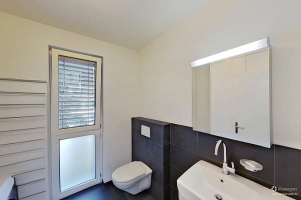 Grosszügige Dachwohnung an zentraler Lage 7