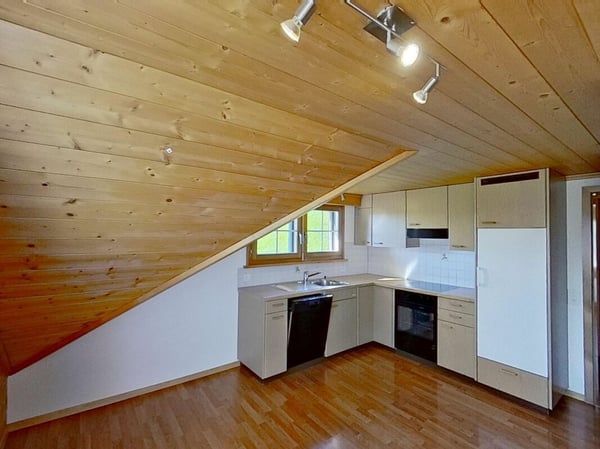 Charmante 3.5-Zimmer-Wohnung in sonniger Aussichtslage 3