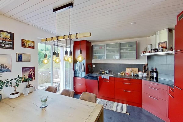 Panorama inklusive - Modernes Zweifamilienhaus mit Säntisblick 13