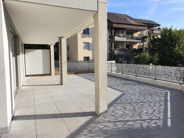 Moderne und schöne Wohnung mit grossem Sitzplatz 7