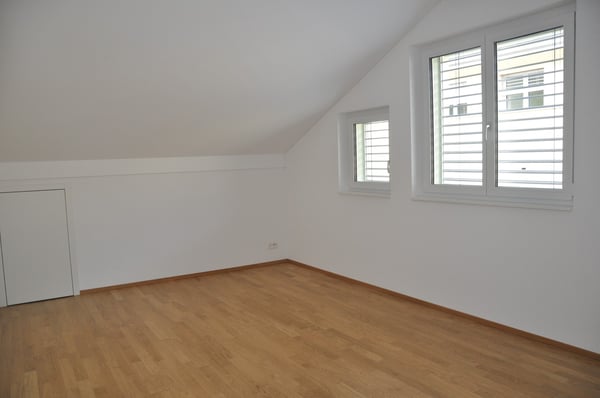 Grosse und moderne Wohnung im schönen Tösstal 7