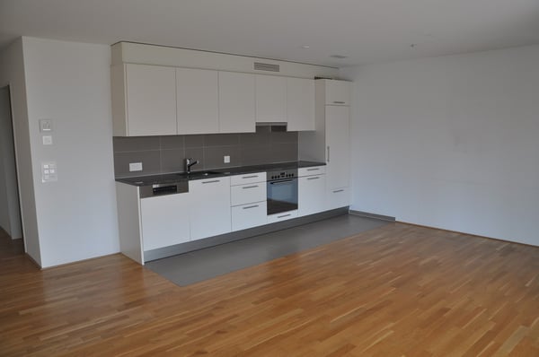 Schöne und moderne Wohnung an guter Lager 4