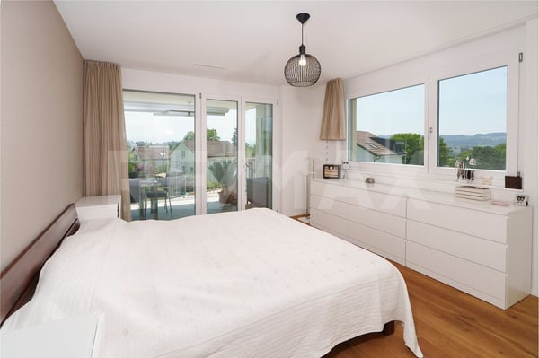 4 1/2 Zimmerwohnung mit grossem Balkon 5