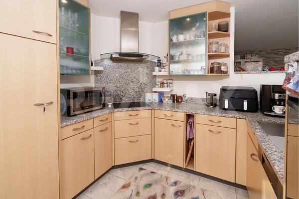 Einseitig angebautes Einfamilienhaus mit Wintergarten 8