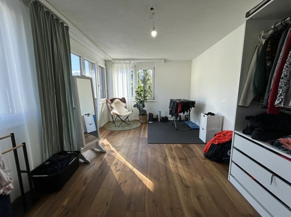Frisch renovierte 4.5-Zimmer-Wohnung zu vermieten 6