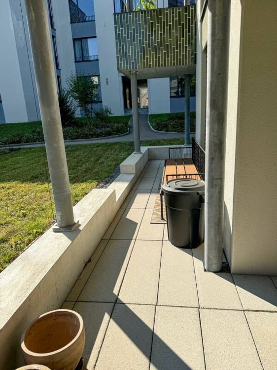 Neuwertige 3.5 Zimmerwohnung in der beliebten Überbauung